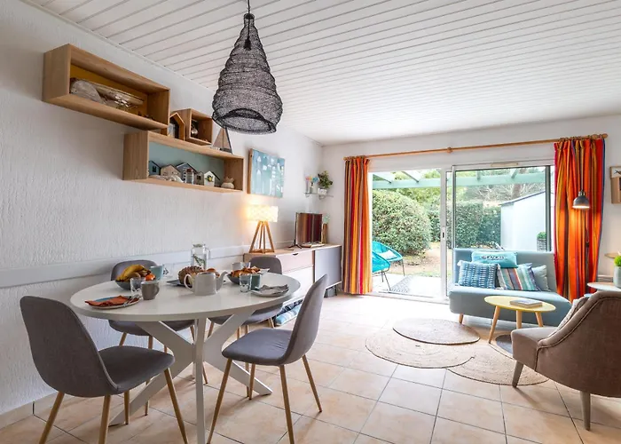 Le Victoria - Proche De La 펜션 *